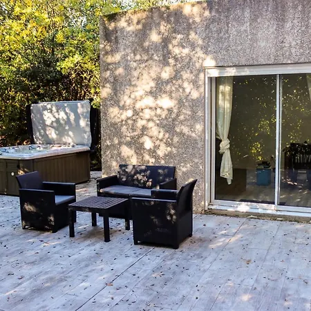 Duplex Le Philandra - Jacuzzi- 2 Vakantiehuis Monteils (Gard)