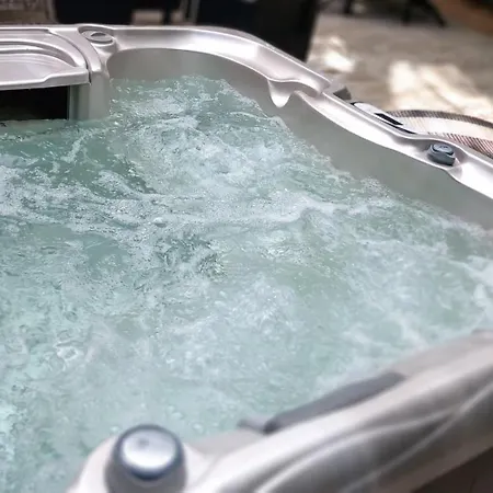 Duplex Le Philandra - Jacuzzi- 2 Vakantiehuis Monteils (Gard)